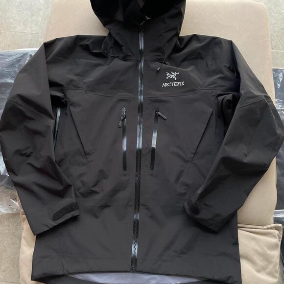 NEW Arc'teryx ALPHA SV GORETEX PRO JACKET - Picture 1 of 4